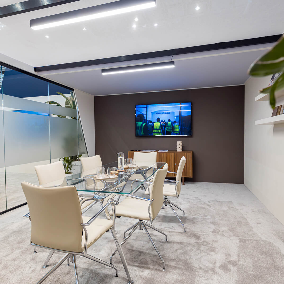 Princess Yachts gallery image 6